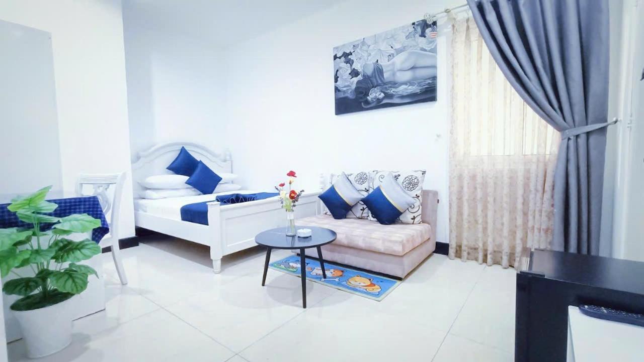 Queen Central Apartment Hotel Хошимин Экстерьер фото
